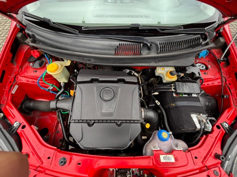 WhatsApp Image 2025-12-15 at 13.35.45 (2)