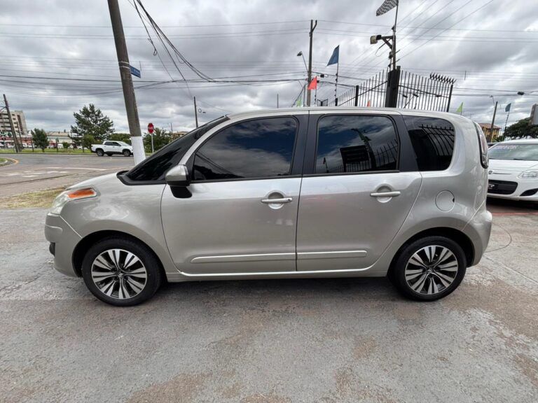 WhatsApp Image 2026-03-06 at 17.56.52